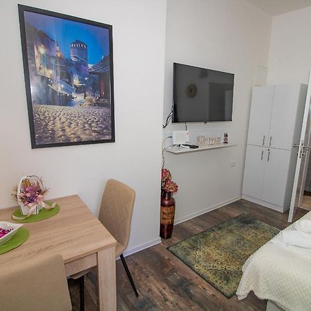 Apartman Sarah Мостар Экстерьер фото